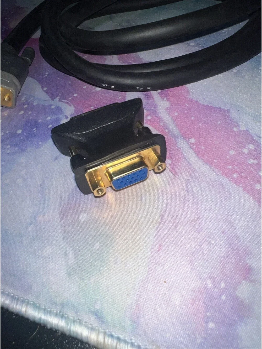 Belkin DVI to VGA / SVGA 15-pin Adapter And Cable- Black